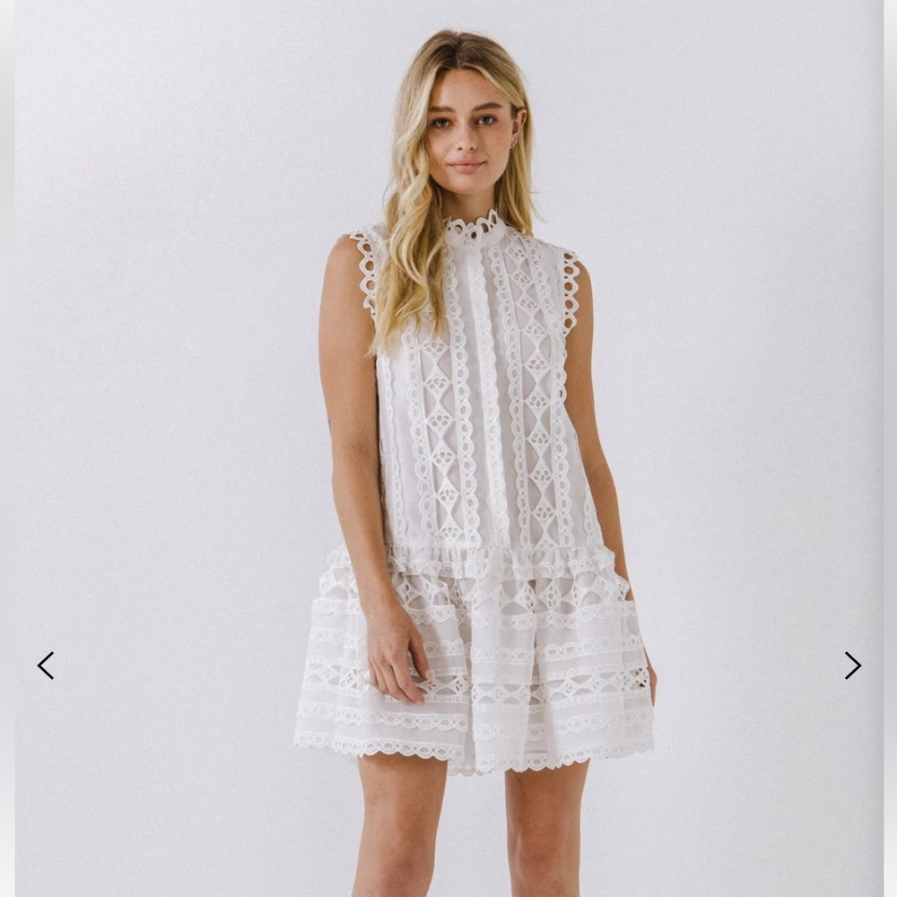 Boutique lace dress